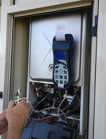 Prova di tenuta tubi gas impianto riscaldamento Milano